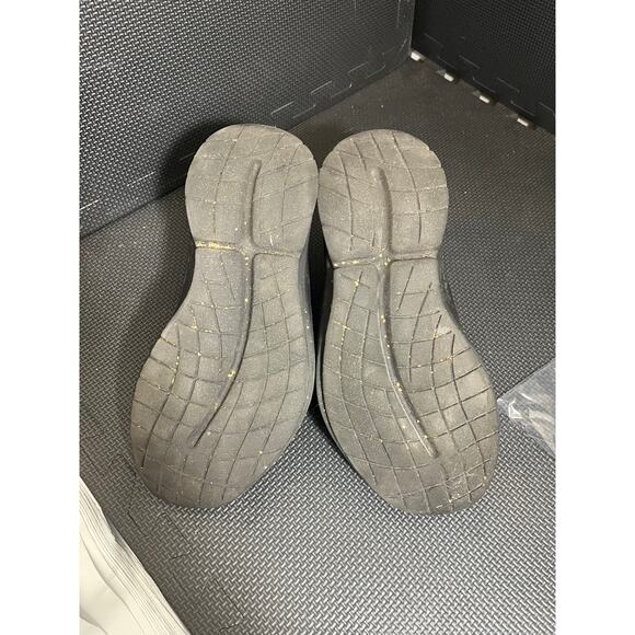 OOFOS Oomg eeZee Mid Knit Shoe Recovery Sneaker in Black Men's Size 10 - Picture 5 of 7